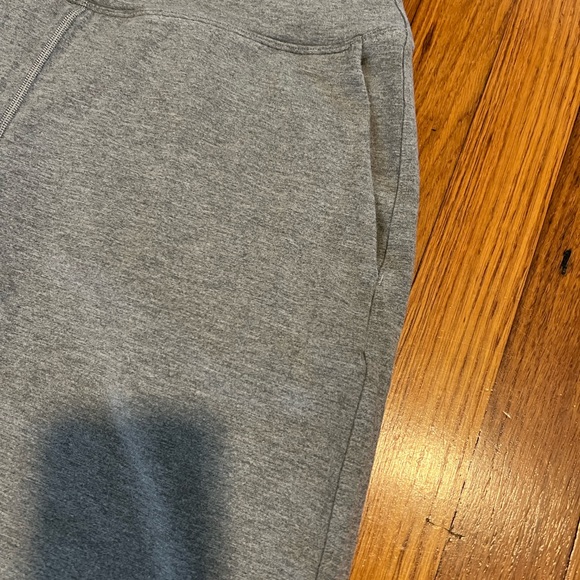Lululemon Wind Down High Rise Pant size 10 in gray - Picture 5 of 7